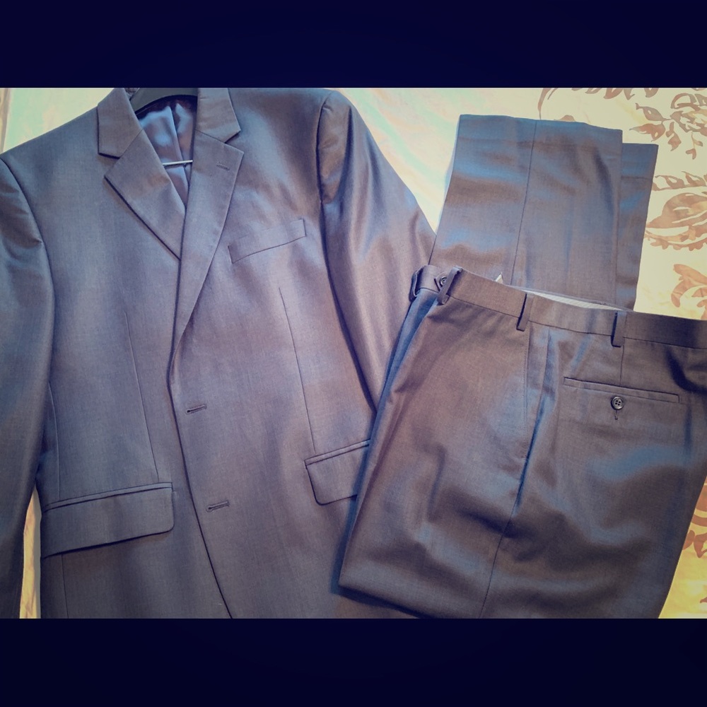 Michael Kors 2-button suit-Charcoal Gray